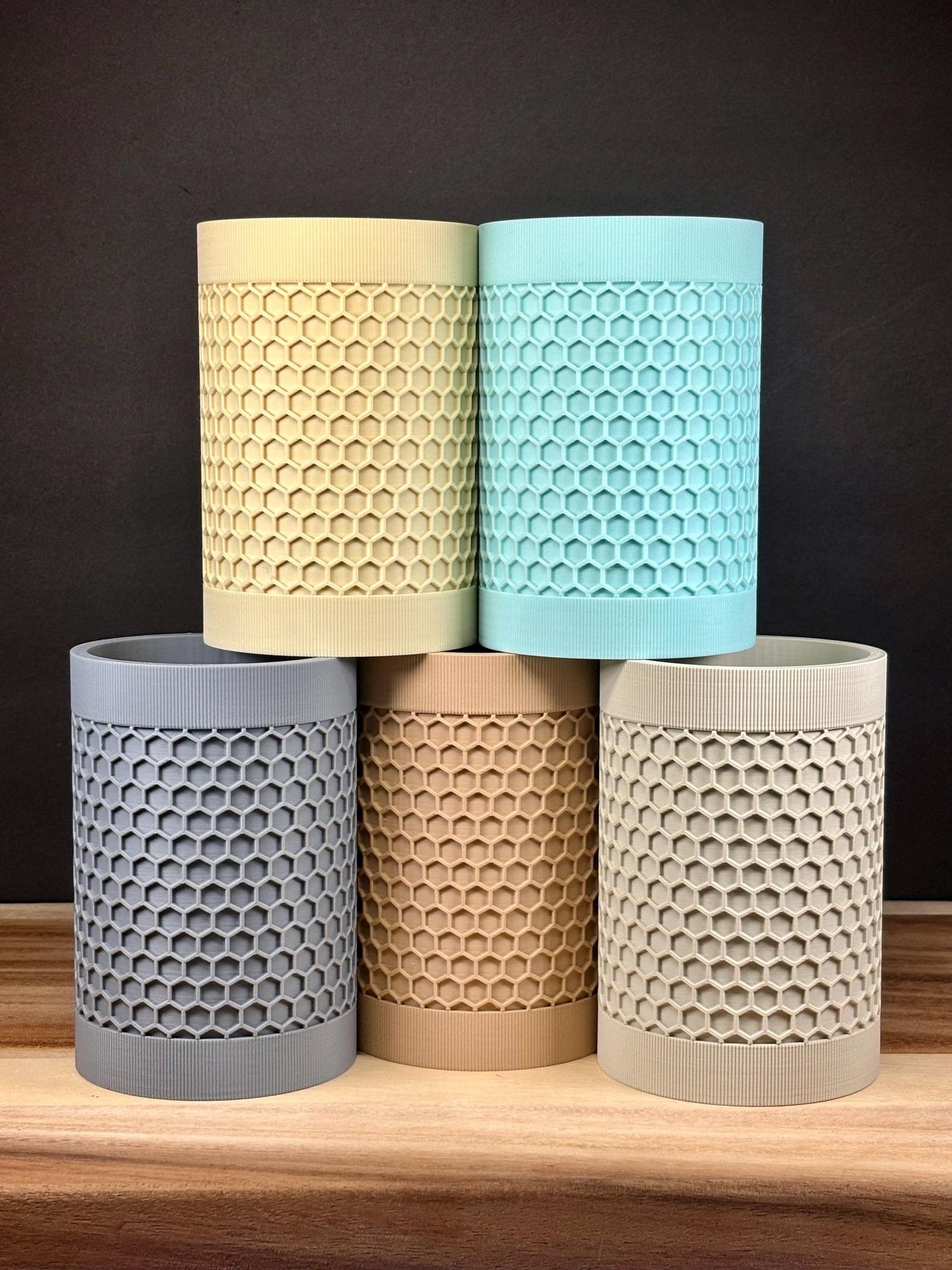 Honeycomb Pen Cup: Matte Finish Eco-Friendly Desk Organizer