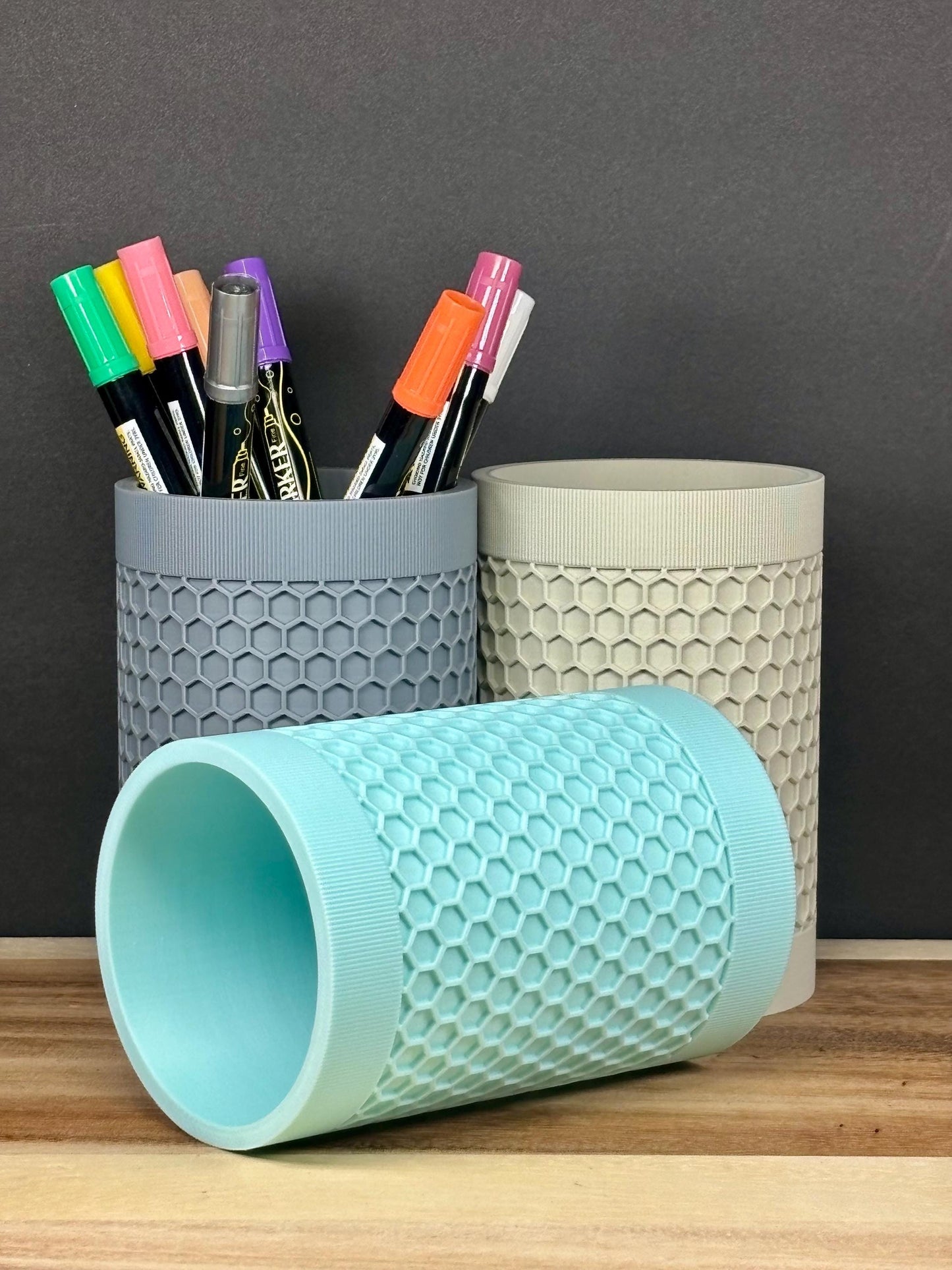 Honeycomb Pen Cup: Matte Finish Eco-Friendly Desk Organizer