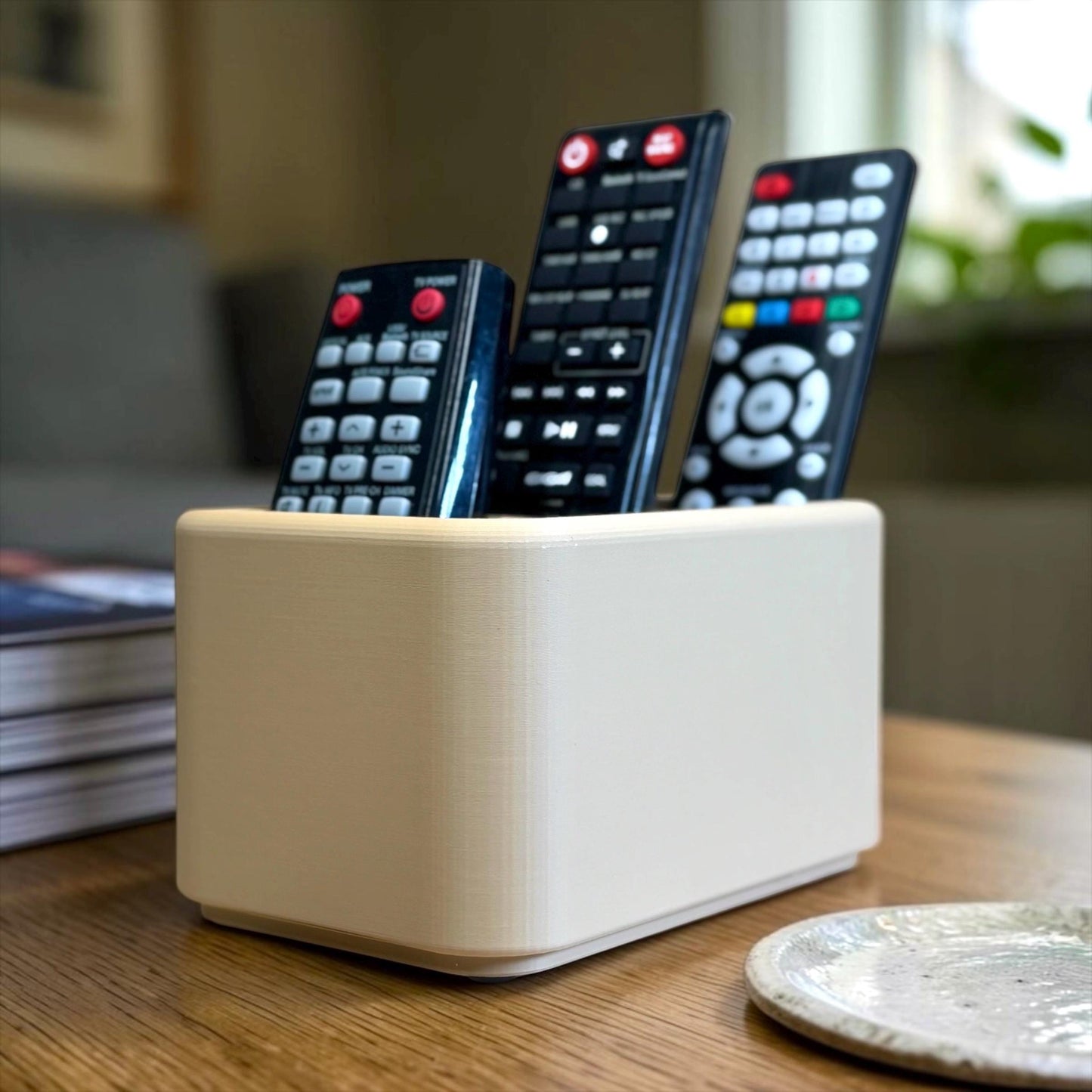 Minimalist Remote Holder, TV Remote Organizer, Made from Plant-Based Plastic in Matte Finish